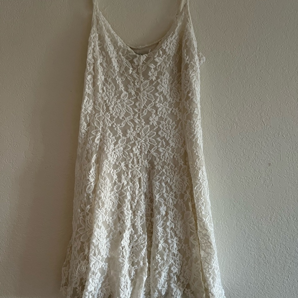 American Eagle White lace dress